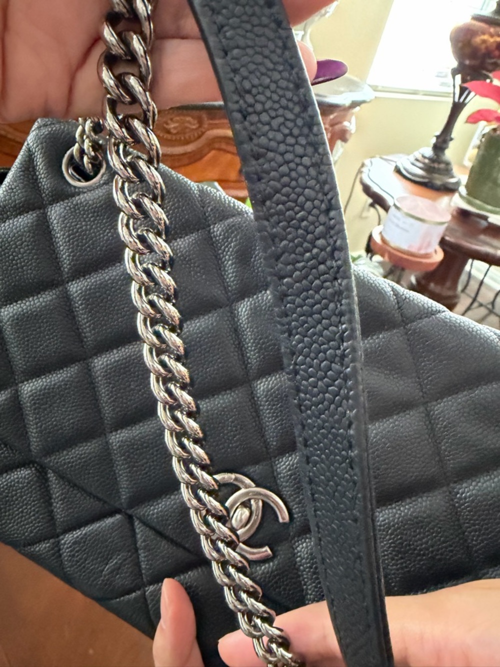 Vintage Chanel Lady Pearly Quilted Flap Black Bag Iridescent Caviar Leather - Picture 4 of 10